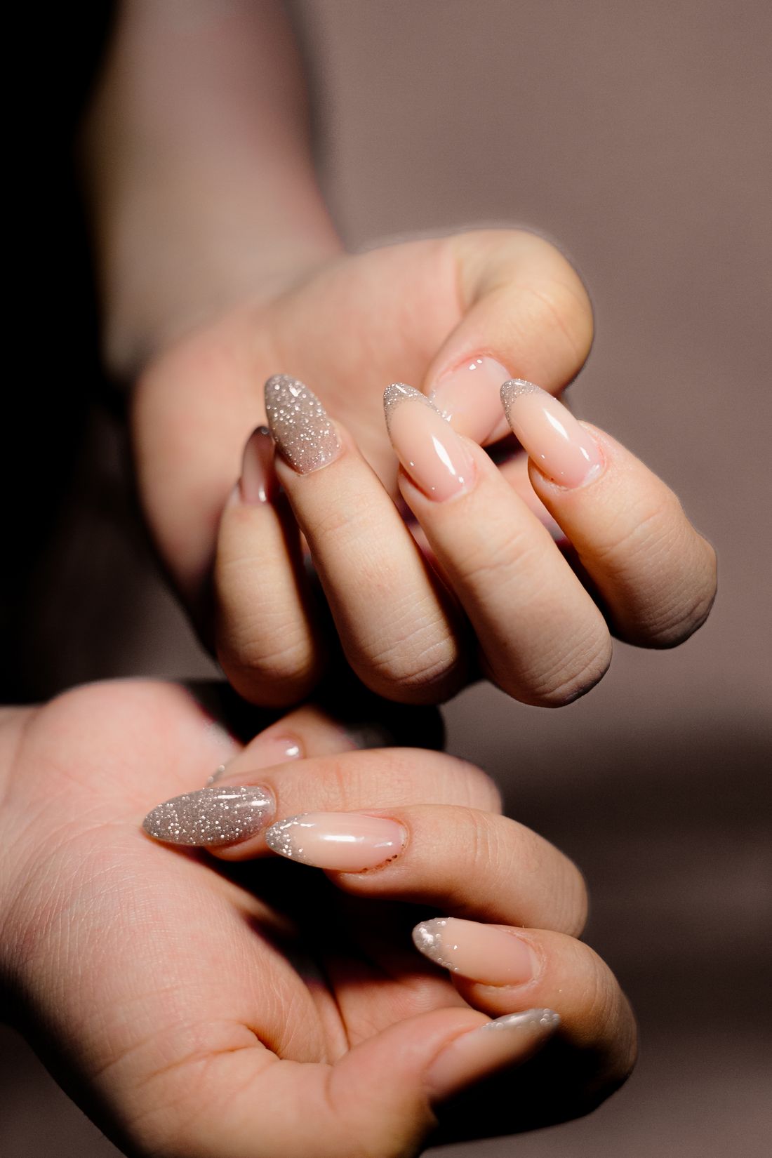 Foto ilustrativa de unhas e pés
